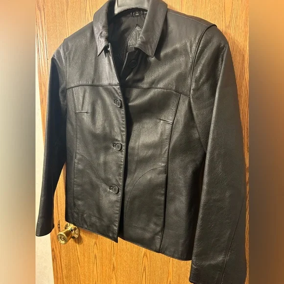 Outbrook Women’s Black Leather Jacket - Picture 2 of 6